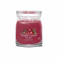 Yankee Candle Signature Black Cherry  illatos gyertya közepes üvegben, 368 g